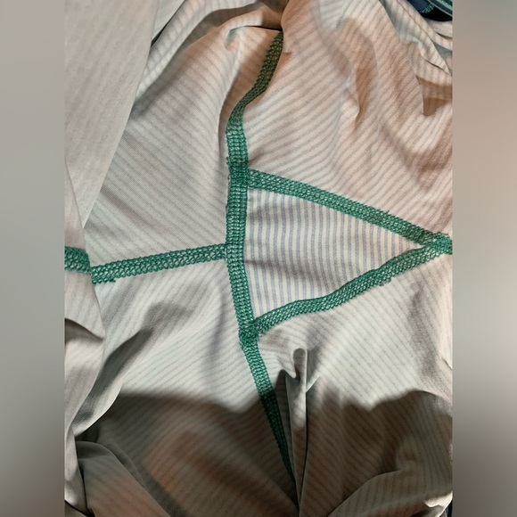 Carve Designs UPF Protection Capris Swim Yoga - Picture 4 of 9